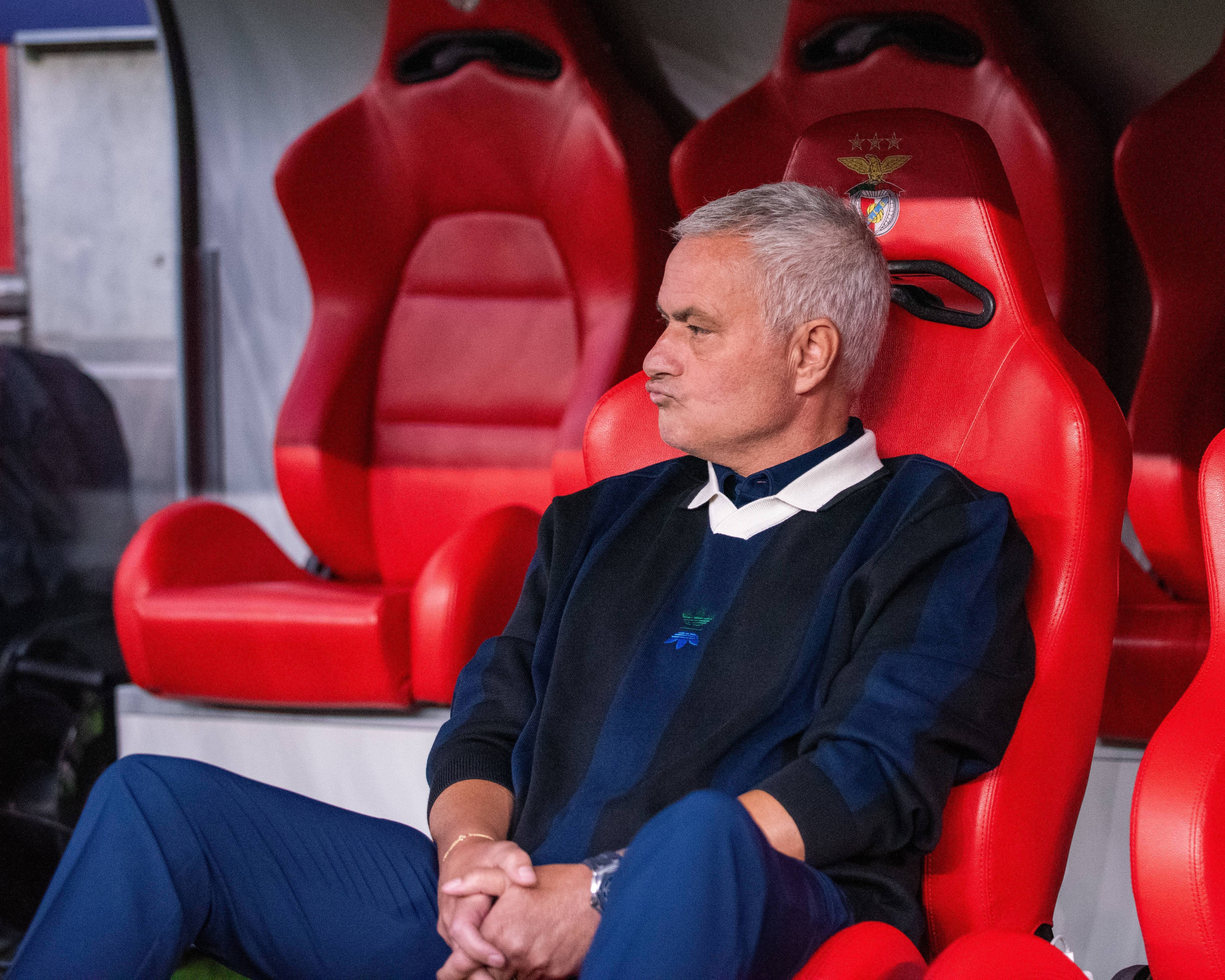 九游会电竞 -包含欧冠训练课后再迎强敌;费内巴切造点机会;主帅态度——目标明确;球探报告显示潜力的词条