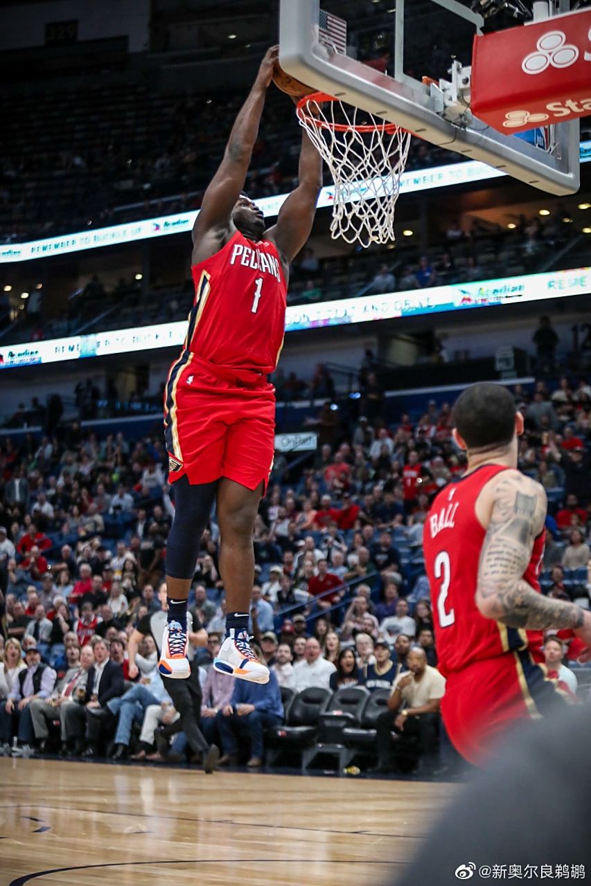 九游游戏app官方下载 - 阿贾克斯荷甲90大胜全队8人破门