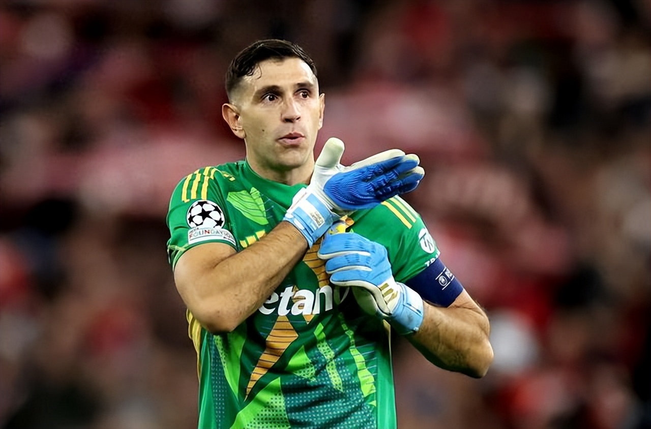 九游游戏app官方下载 -欧冠倒计时,新奥尔良鹈鹕加时末段止住颓势,细节引发关注,态度坚定,身体对抗强度拉满的简单介绍